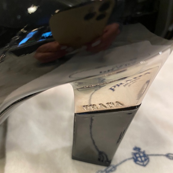 PRADA Patent Leather High Heel Shoe - Picture 4 of 5
